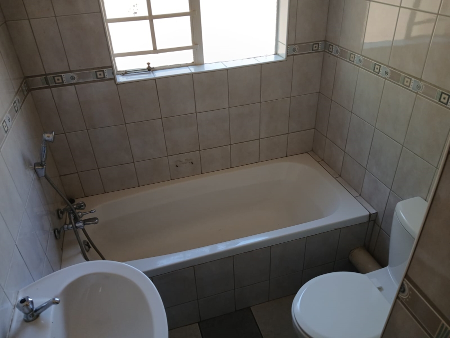 3 Bedroom Property for Sale in Safari Gardens North West